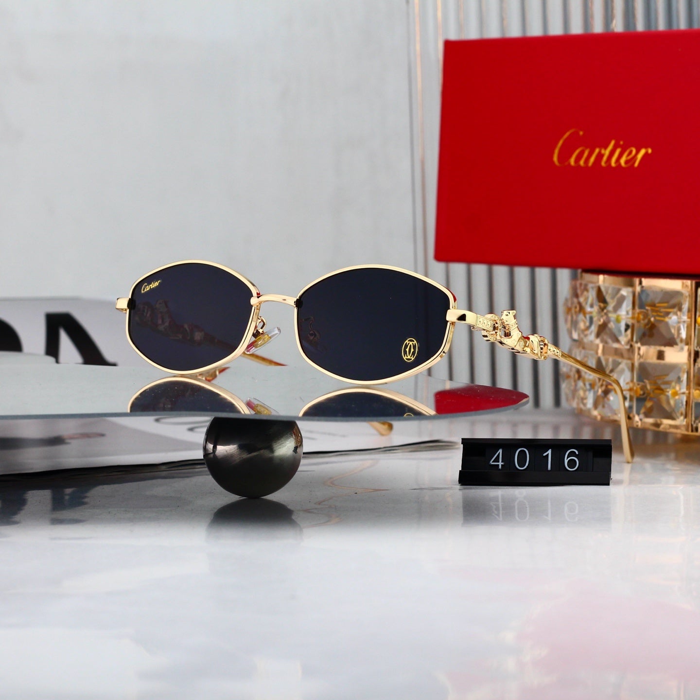 Vintage Oval Metal Frame Sunglasses, Snake Decor UV400 Polarized Fashion Shades 4016