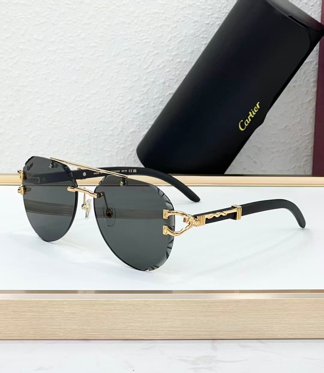 6 Color Panther Decor Rimless Aviator Sunglasses 00230